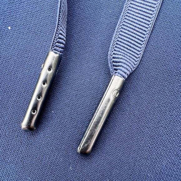 Lululemon On The Fly Pant *Woven Full Length 31" in True Navy. Size 6. - Picture 5 of 17